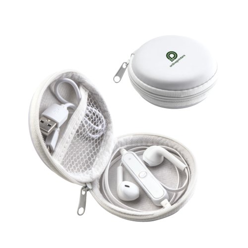 Weie Bluetooth-Kopfhrer mit Transportetui und Kabel.