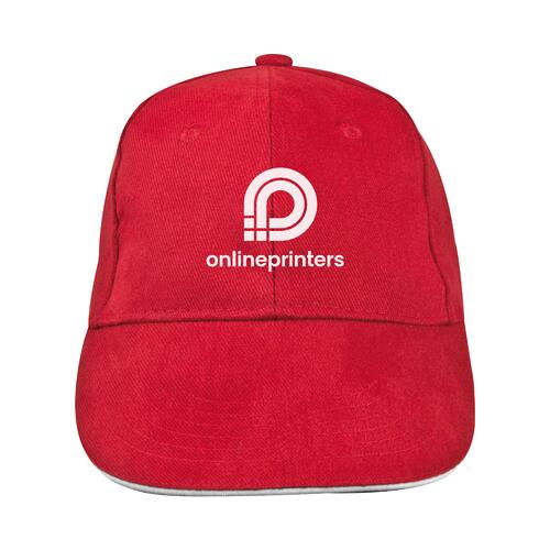 Rote Baseballkappe aus Stoff mit sechs Feldern.