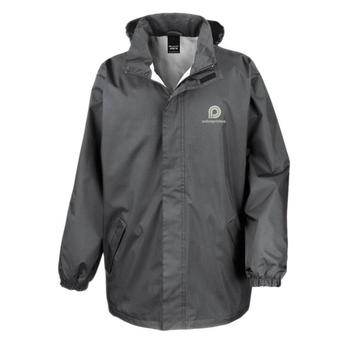 Graue Regenjacke aus mittelschwerem Material mit Kapuze.