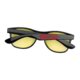 Sonnenbrille aus Kunststoff im klassischen Design.