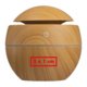 Holzfarbener Luftbefeuchter in Kugelform.